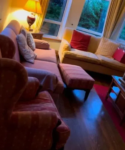 Quiet Luxury Walk To The Sea