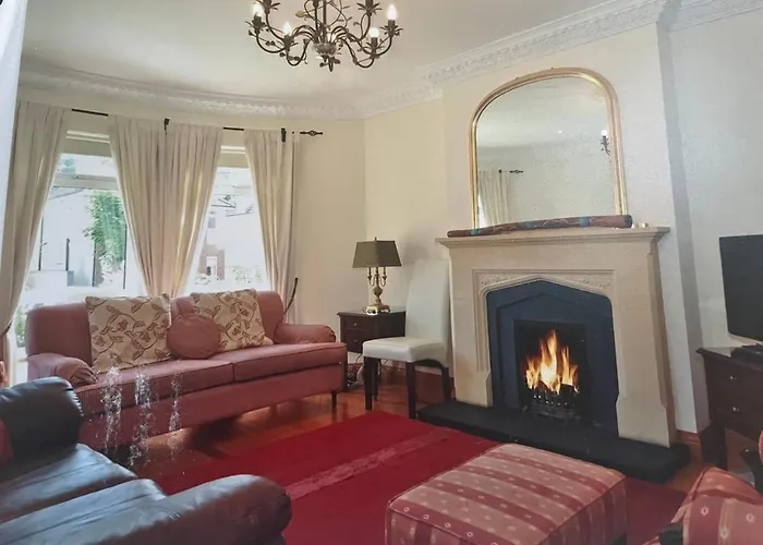 Bed & Breakfast Quiet Luxury Walk To The Sea